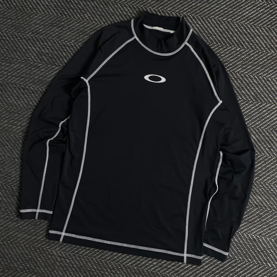 오클리 아이콘 로고 아웃 스티치 트레이닝탑 y 3209 상품이미지1