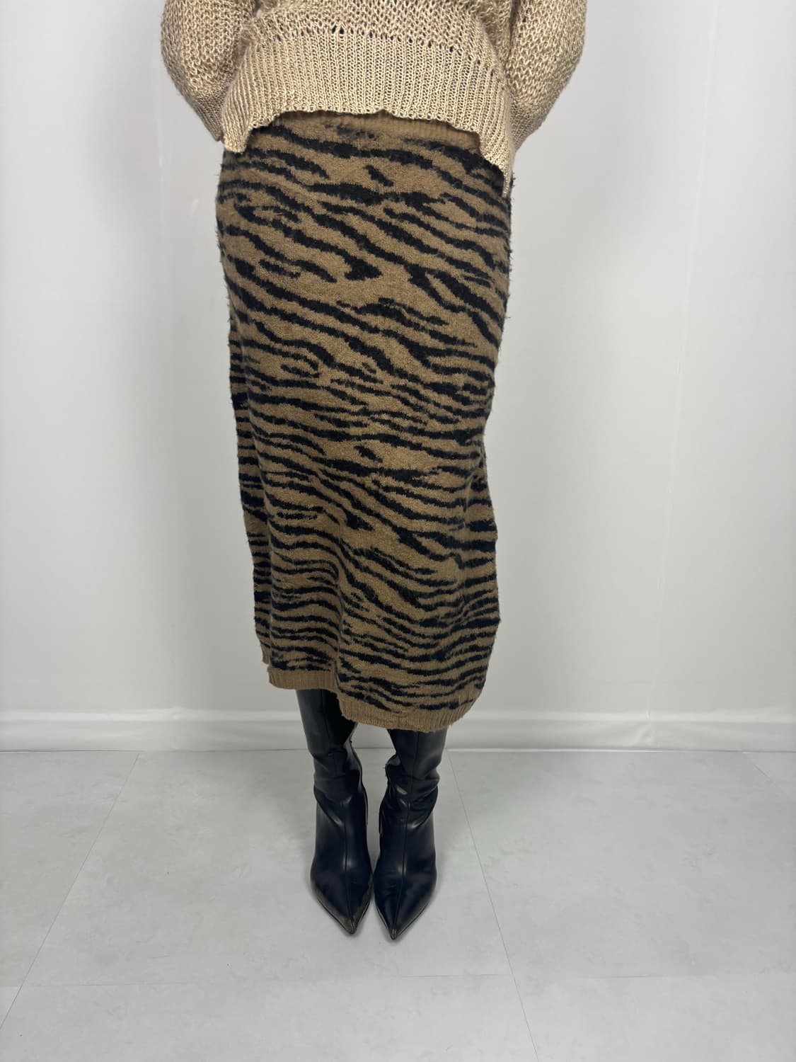 TIGER PATTERN LONG SKIRT 상품이미지1