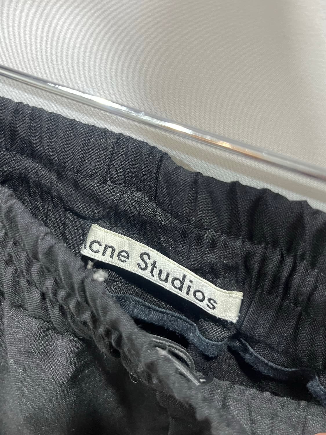 아크네 라이다 버뮤다 팬츠 48 상품이미지5