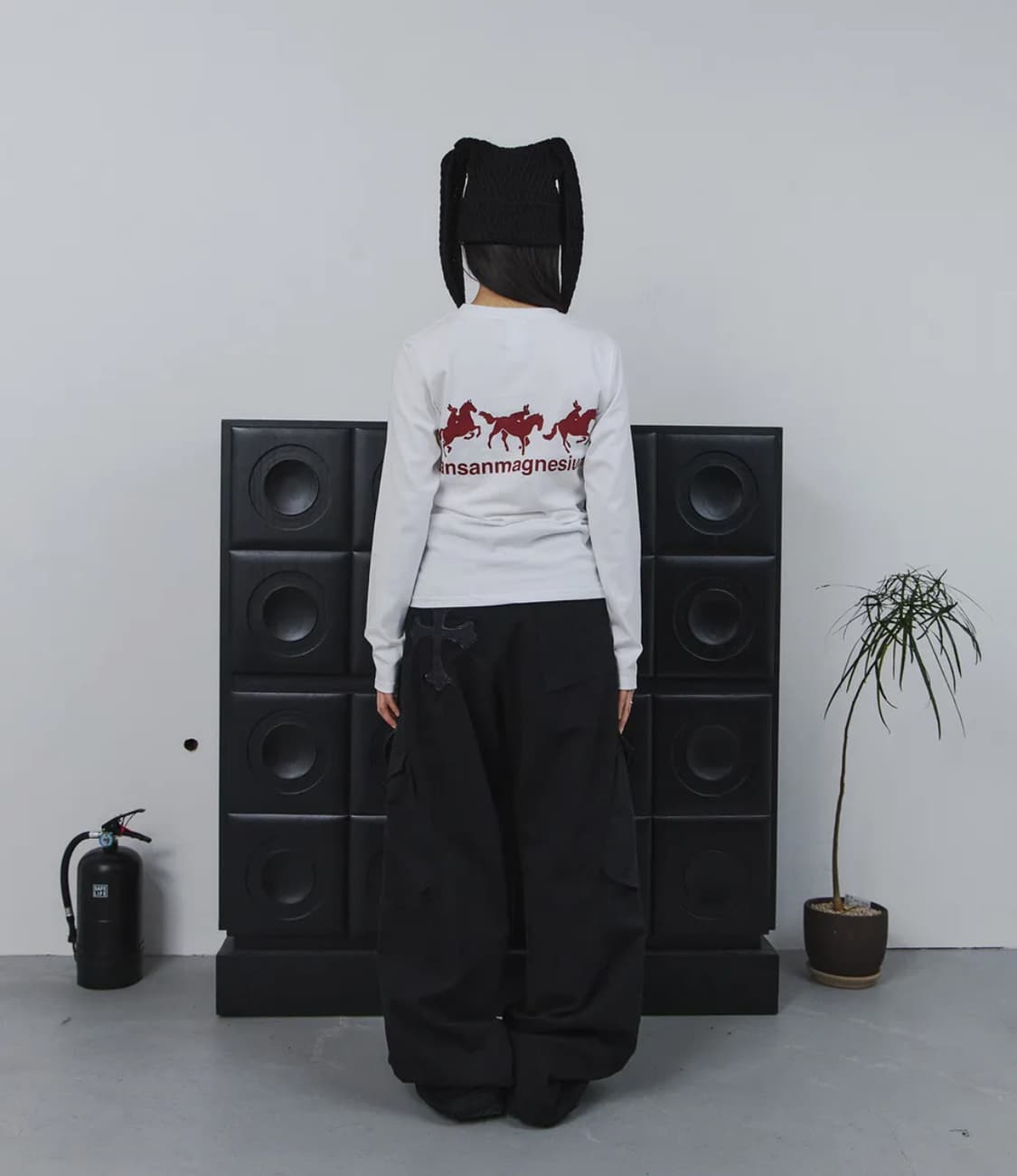 탄산마그네슘 홀스 래빗 롱슬리브 (화이트) 1 사이즈 우먼 상품이미지1