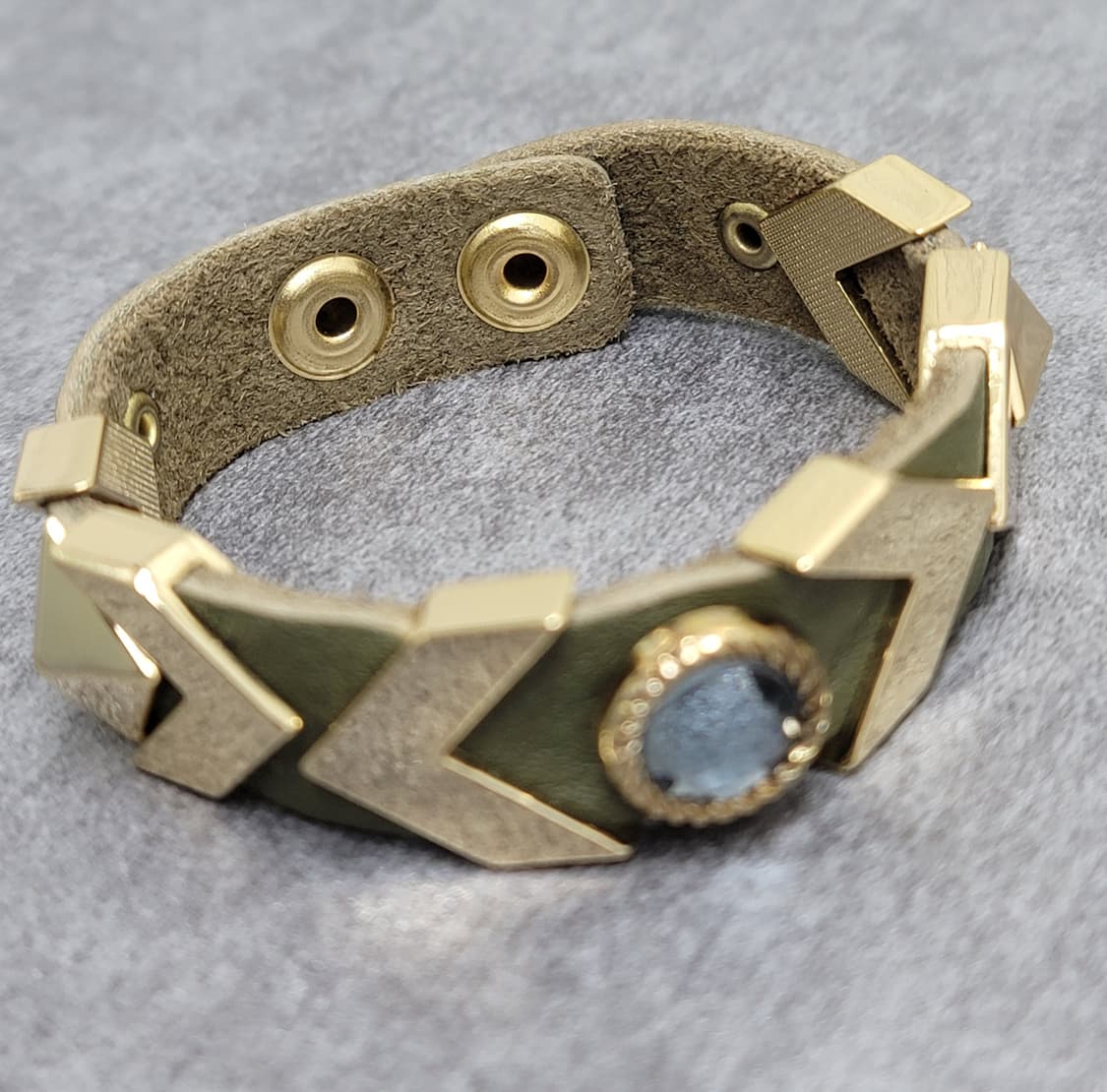 stud leather bracelet 상품이미지1