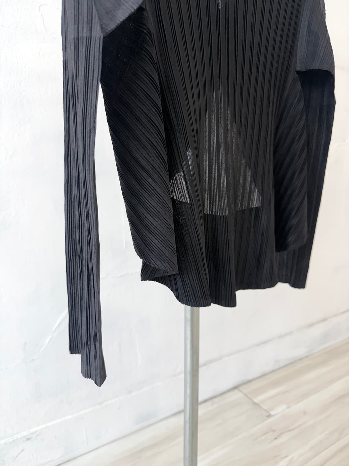 Issey Miyake Pleats Please Pleated Cardi 상품이미지5