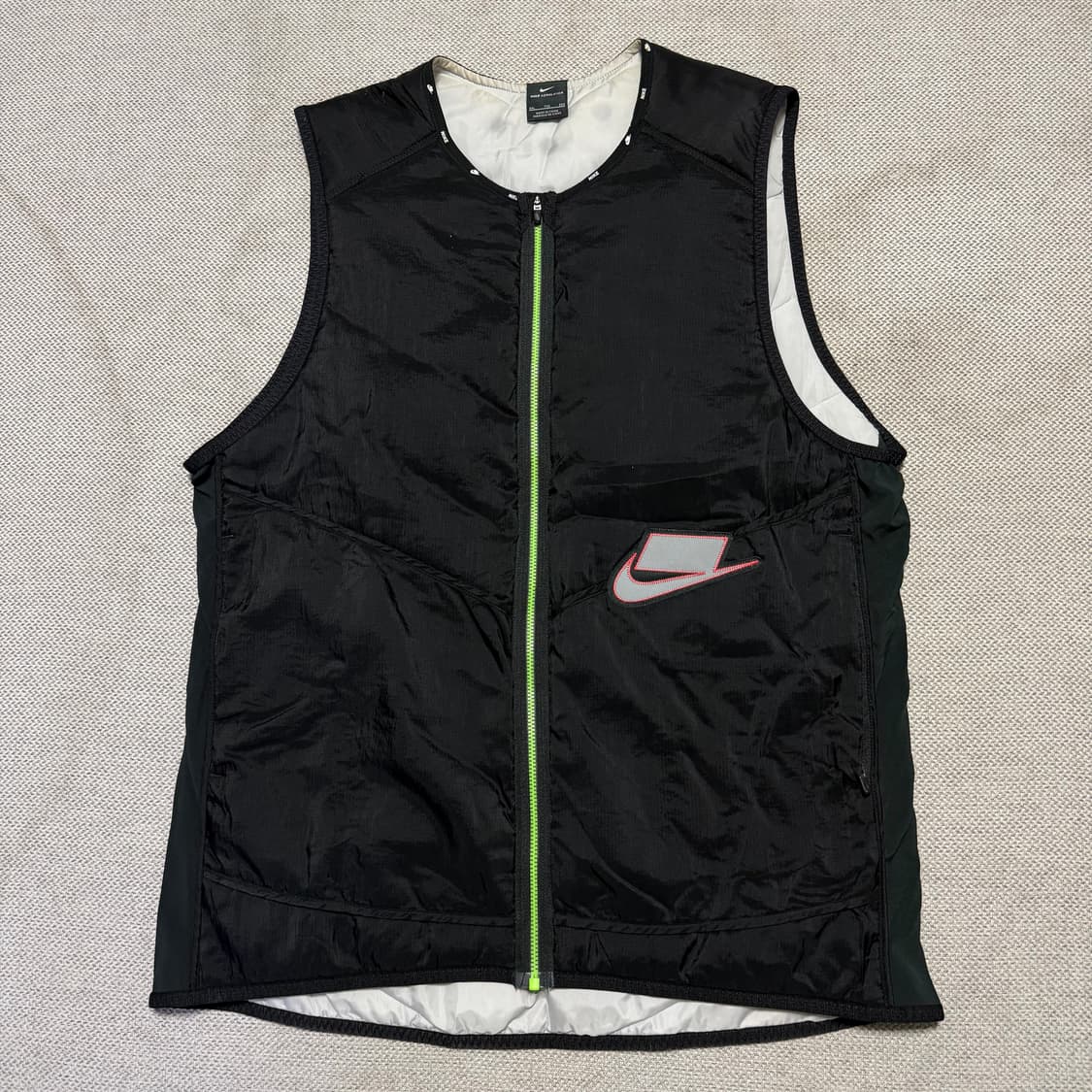 나이키 와일드 런 에어로레이어 베스트 상품이미지1