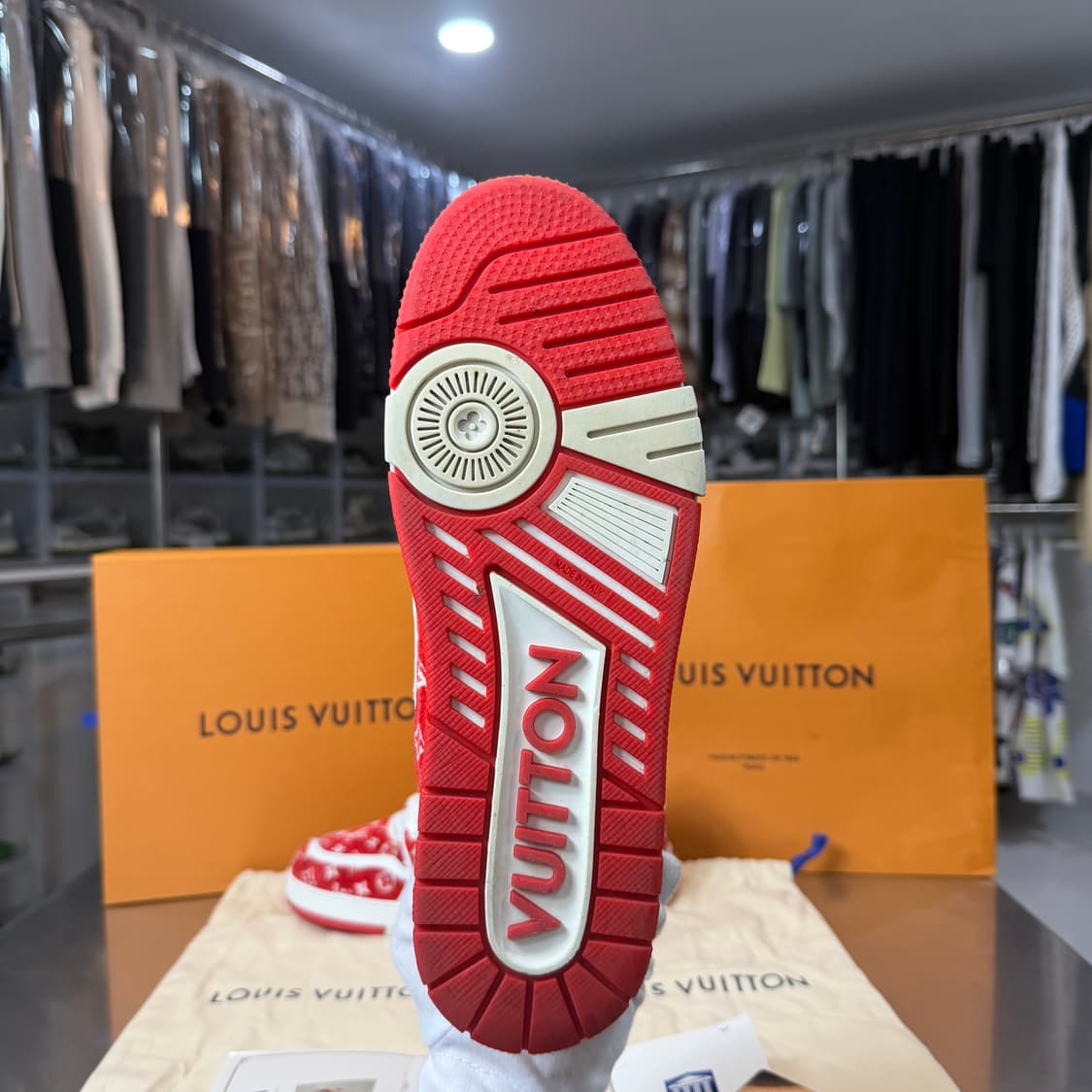 [리오브] 루이비통 LV 트레이너 텍스타일 벨벳 모노그램 스니커즈 상품이미지3