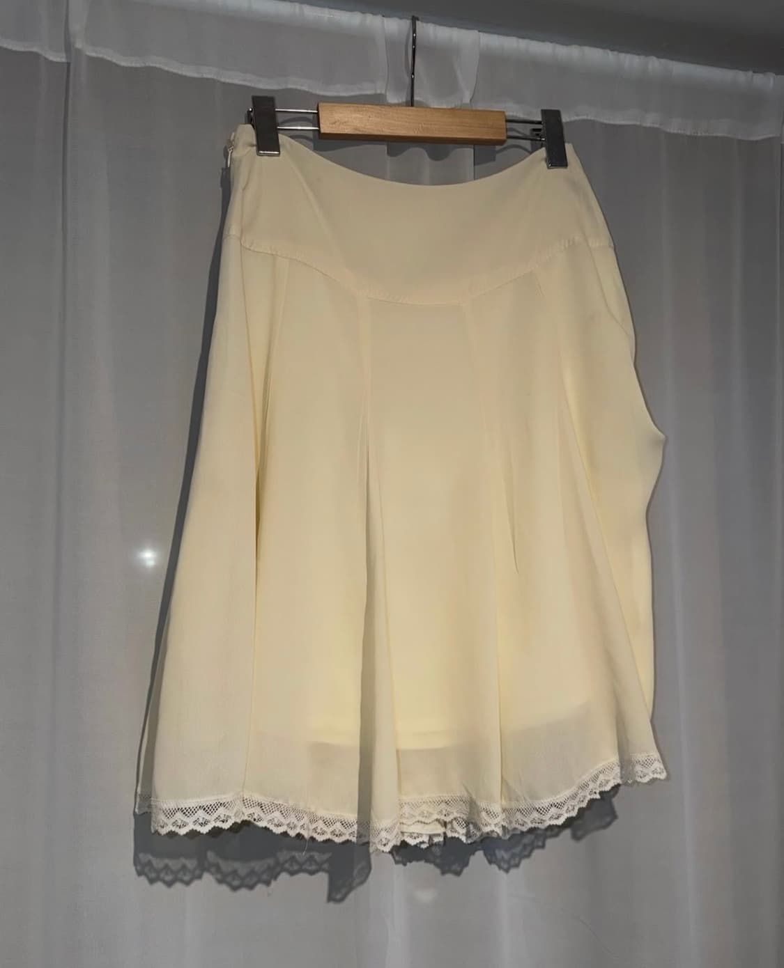 아이보리 그래픽 셔링 미디 스커트  상품이미지6