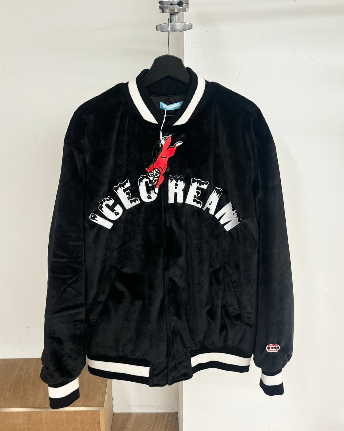 빌리네어보이즈클럽 bbc 퍼 바시티 자켓 상품이미지1