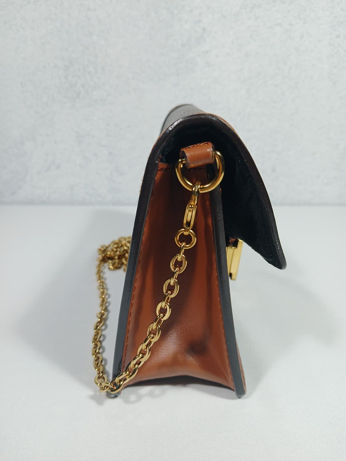 루이비통 도핀 체인 월릿 크로스백 M68746 상품이미지3