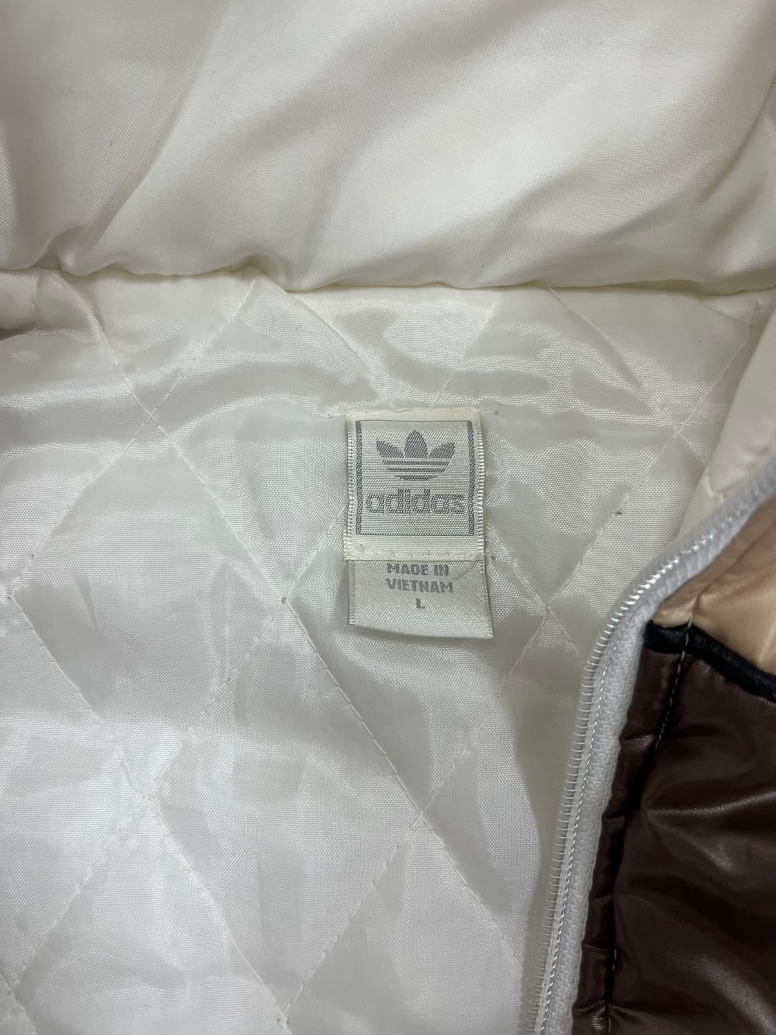 #Adidas 브라운 배색 울프죠 패딩 상품이미지8