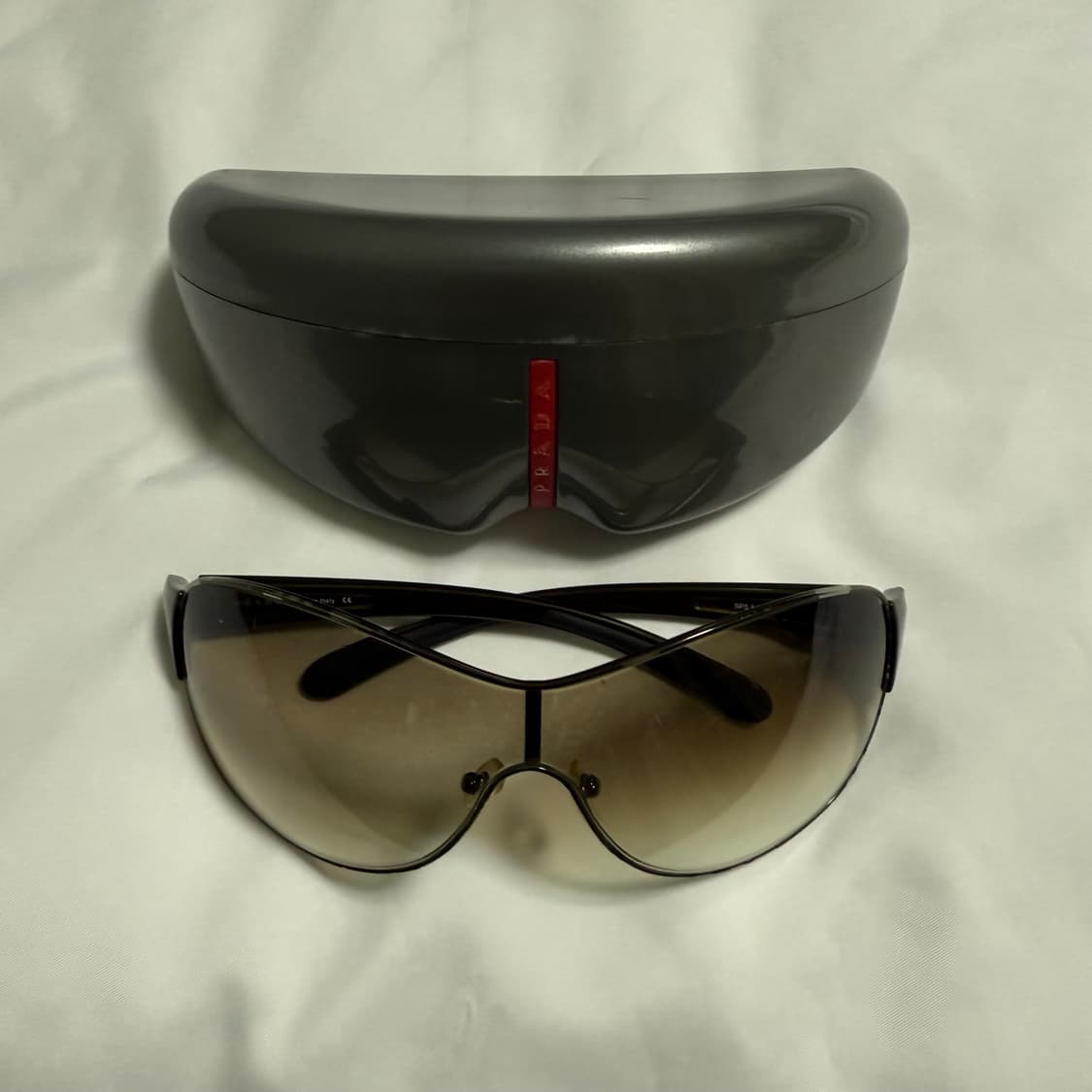 프라다 00's 빈티지 고글 선글라스 판매합니다. 상품이미지1