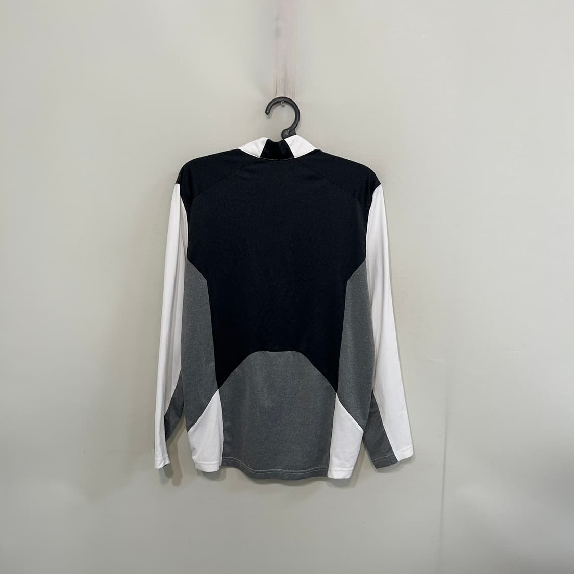 아이더 남성 반집업 티셔츠 100 상품이미지3