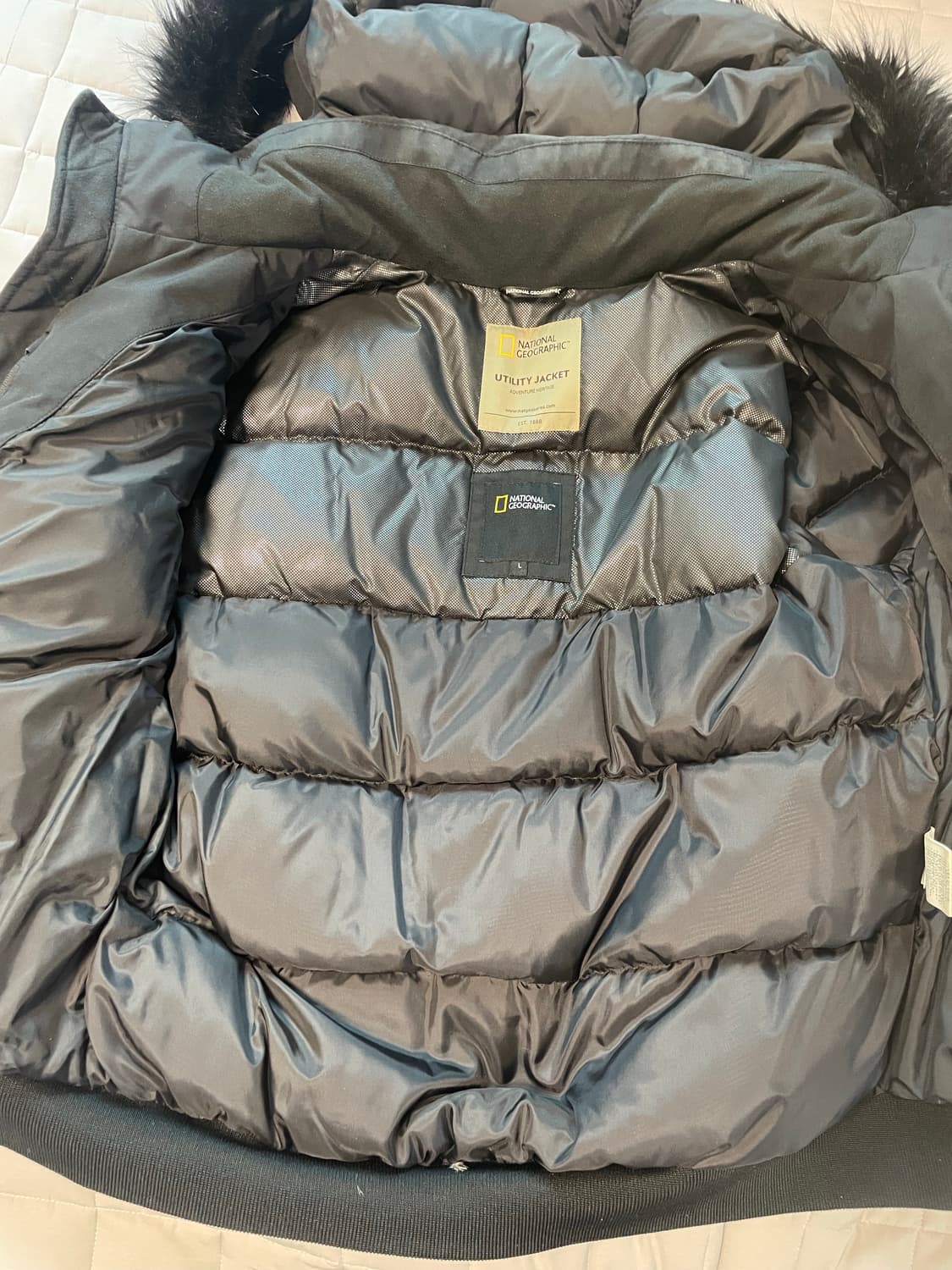 네셔널지오그래픽 숏패딩 타루가 M 상품이미지6