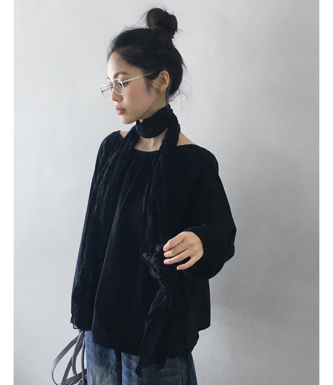 [새상품] 데일리쥬 made 조앤 피치기모 셔링 블라우스 상품이미지2