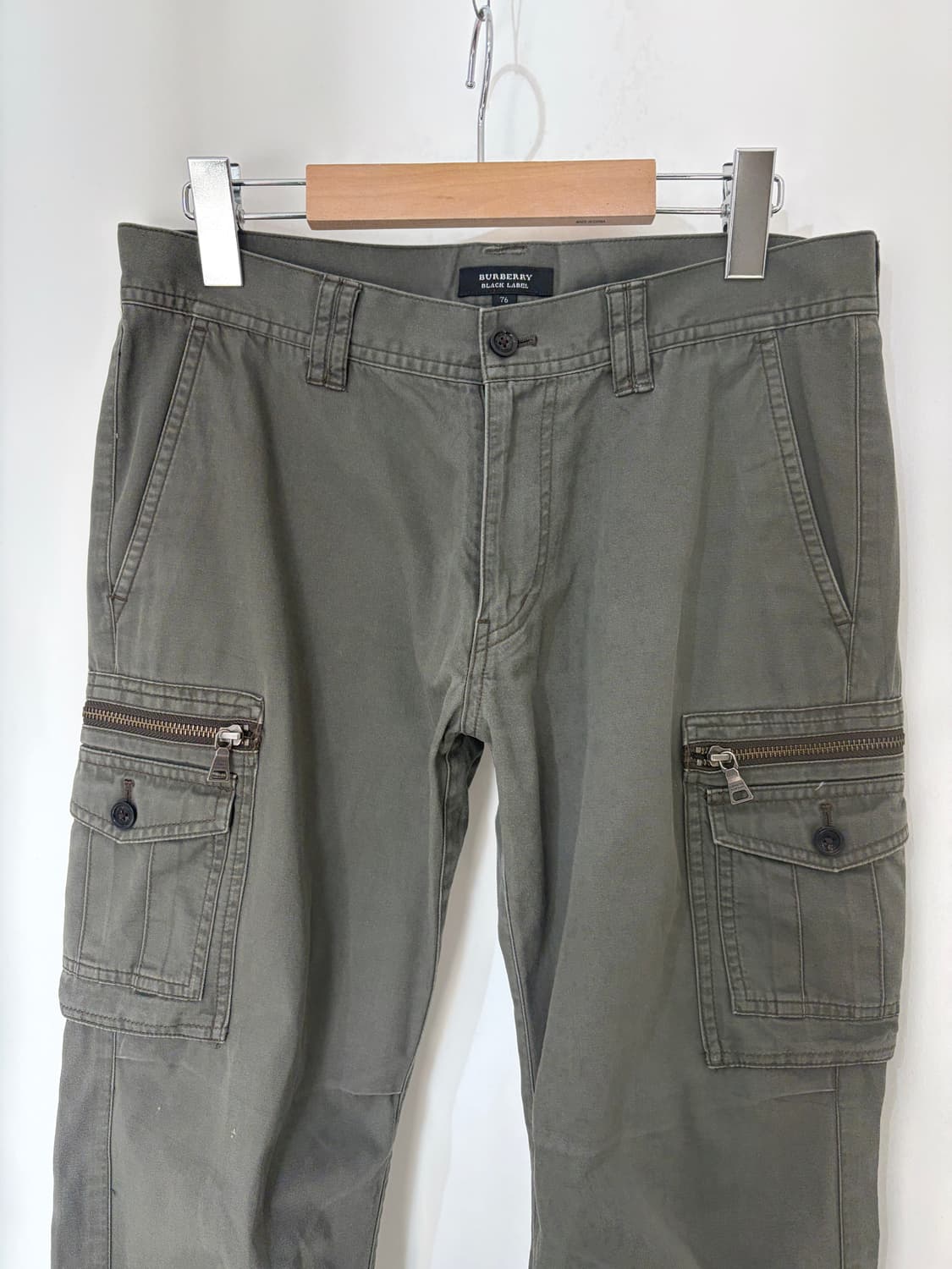 BURBERRY BLACK LABEL cargo pants 상품이미지2