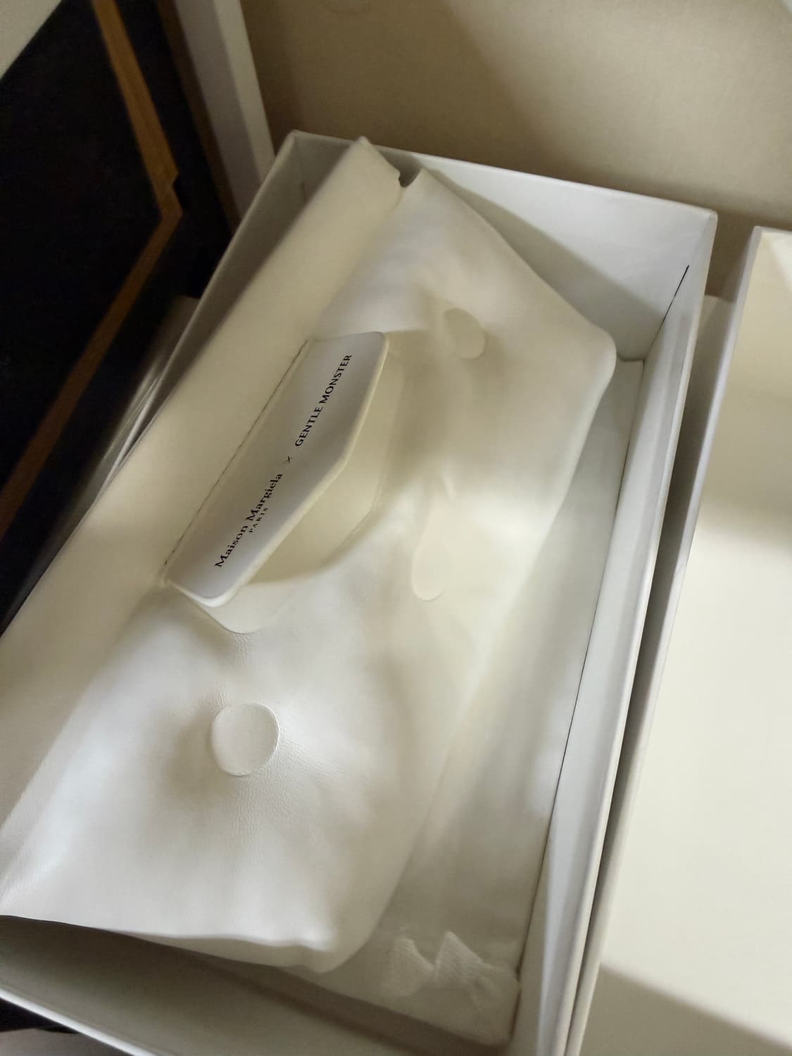 젠틀몬스터 마르지엘라 콜라보 mm220 A030  상품이미지2