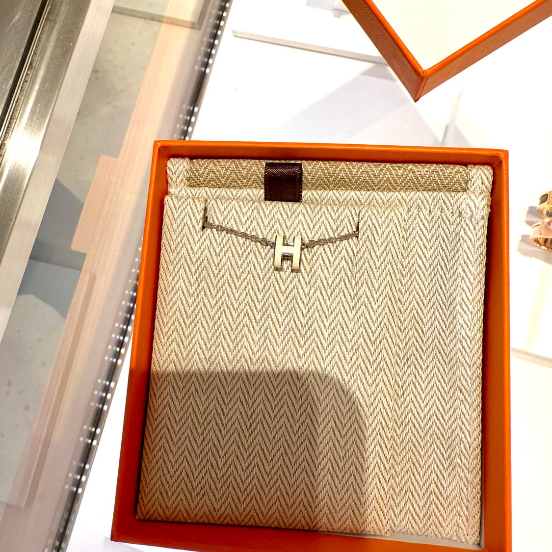 에르메스 미니 팝아슈 목걸이 (미개봉/새상품/백화점 풀세트 / 선물용) 상품이미지2