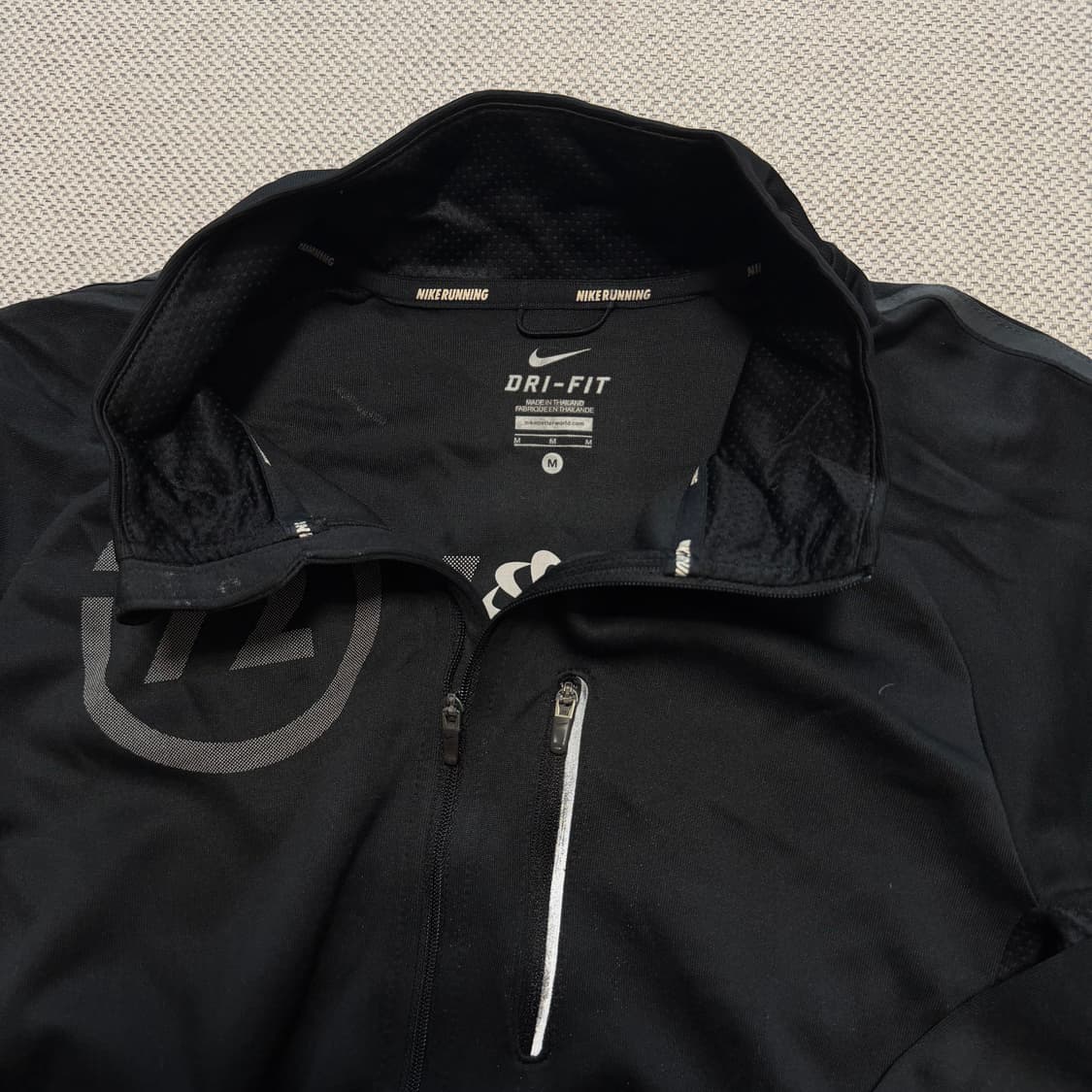 나이키 드라이핏 러닝 트랙탑 상품이미지2