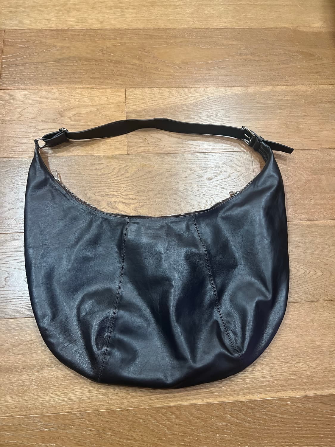 Carf Leather Circle Bag 상품이미지1
