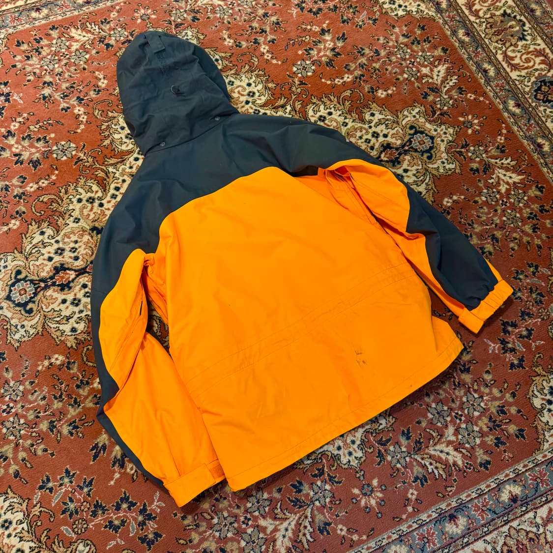 몽벨 재팬 고어텍스 바람막이 투톤자켓 (L-XL) 상품이미지5