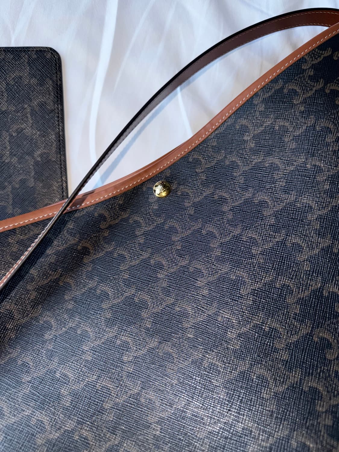 셀린느 소프트 쇼퍼백 상품이미지4