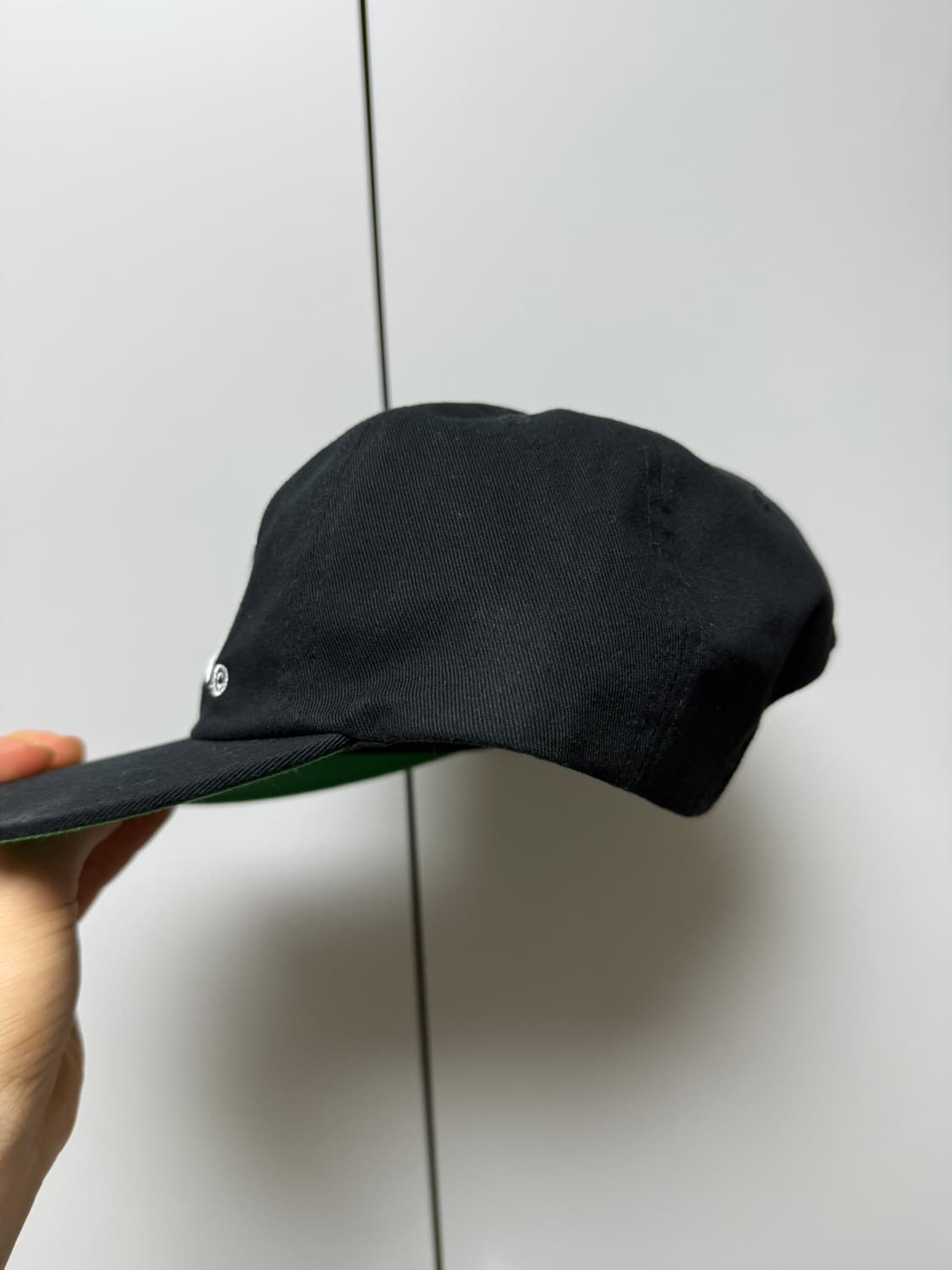 스투시 스투 아치 스트랩백 캡 블랙 판매합니다 상품이미지2