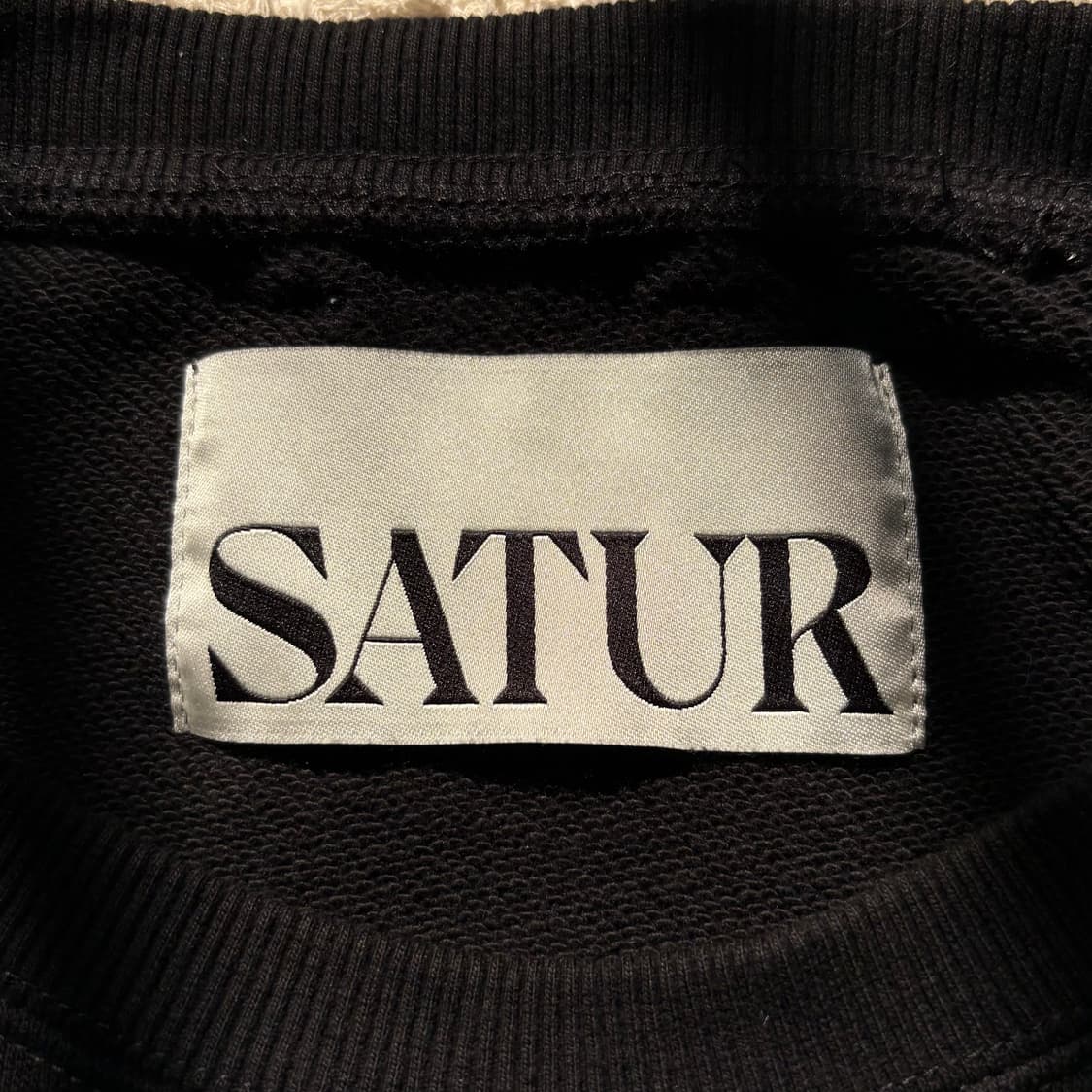 SATUR 세터 스몰로고 오버핏 스웻셔츠 XL 상품이미지6