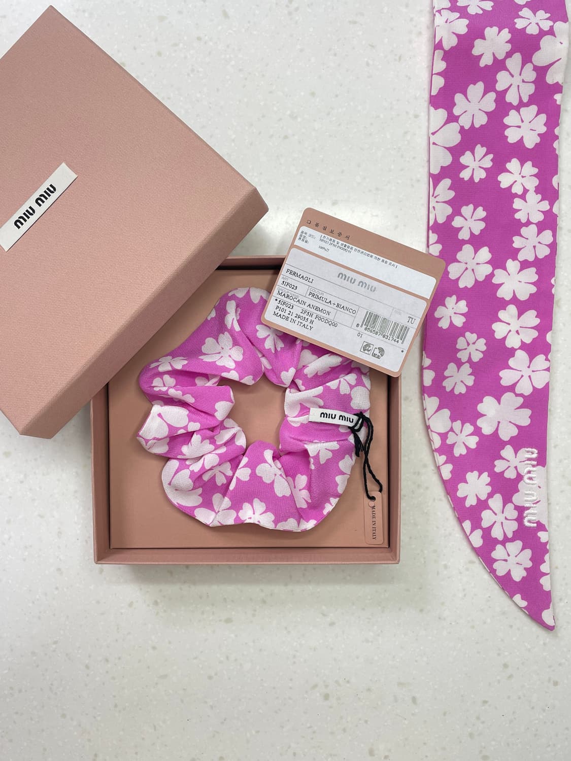 새상품 미우미우 헤어밴드 스크런치 스카프 곱창 핑크 컬러 상품이미지4