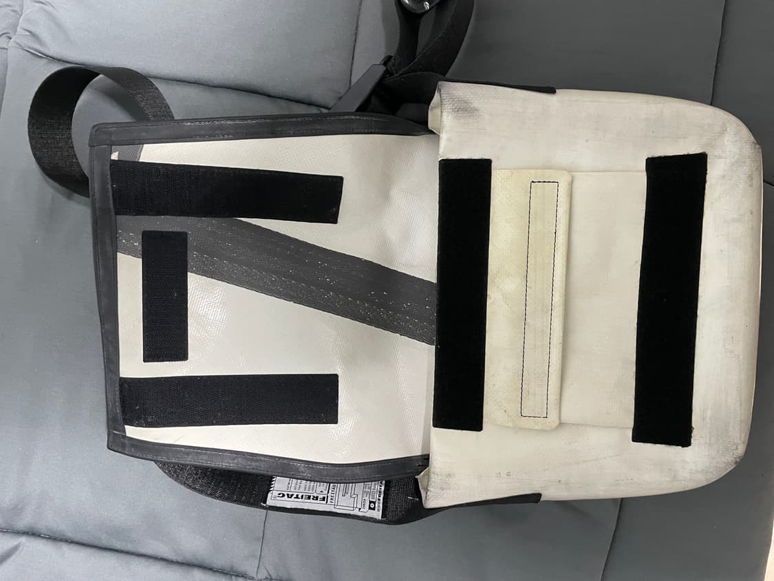 프라이탁 라씨 검흰(민트택 O) 상품이미지2