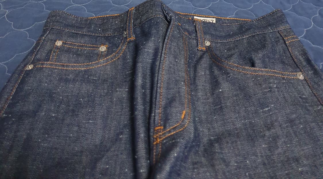 모드나인 MOD1 레귤러핏 생지 데님진 (32) 상품이미지2