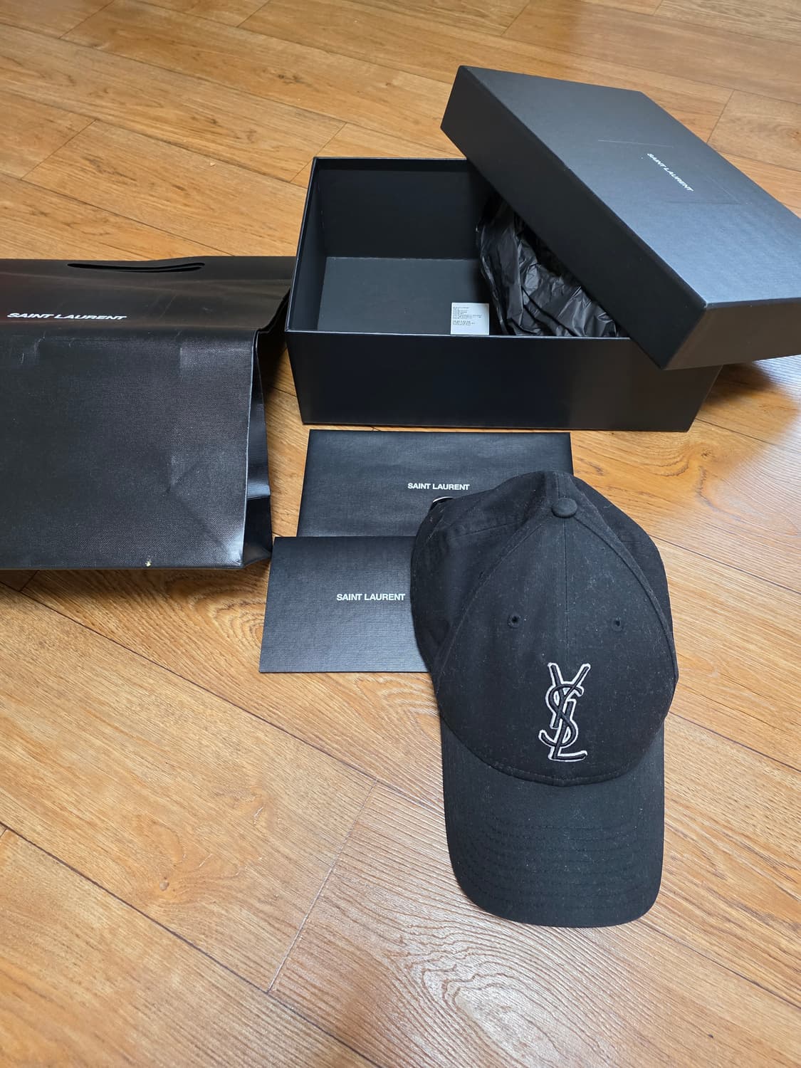 생로랑 ysl 뉴에라 볼캡 상품이미지1