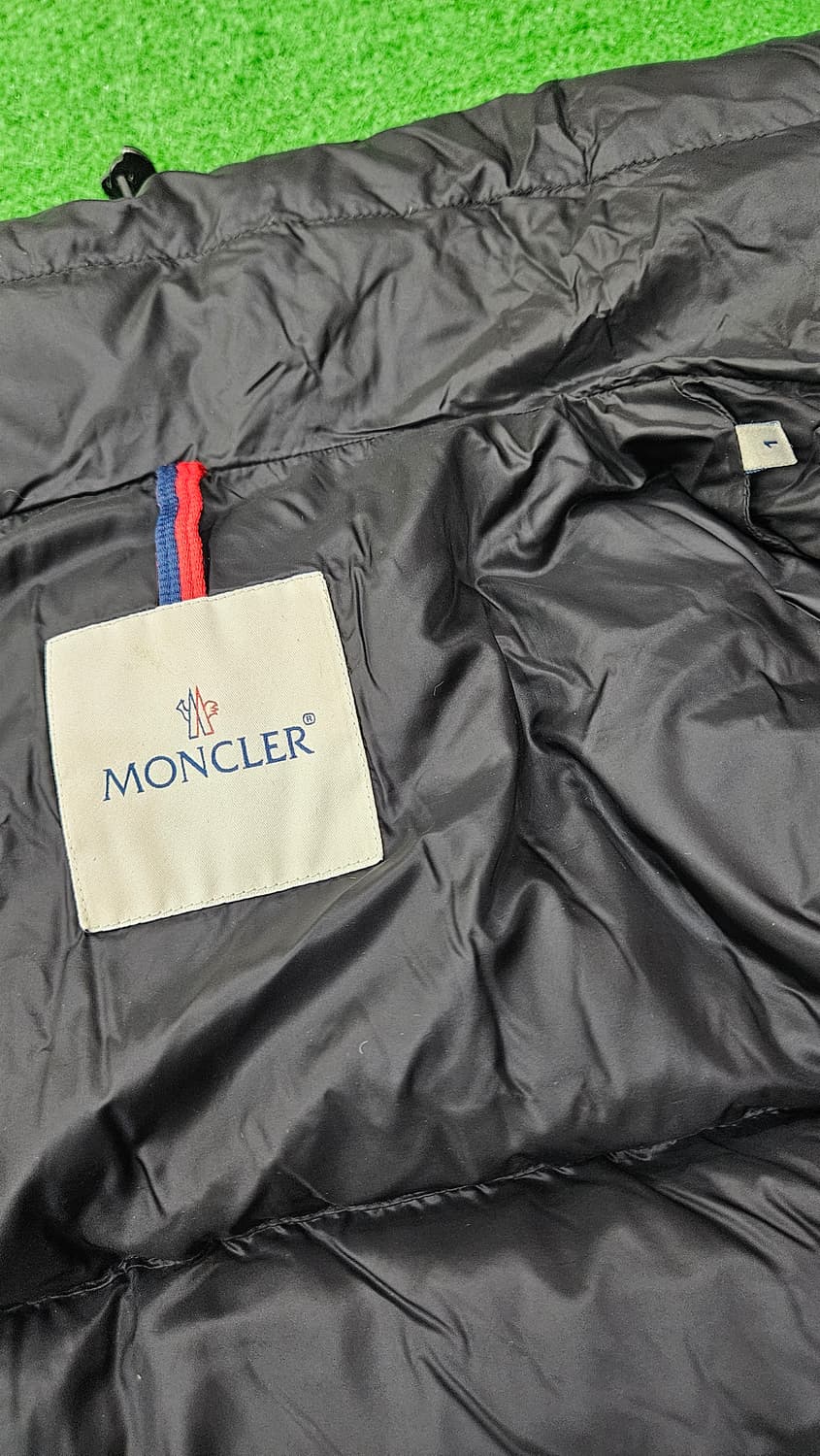 (정품)몽클레어 여성 블랙 패딩 1사이즈 상품이미지6