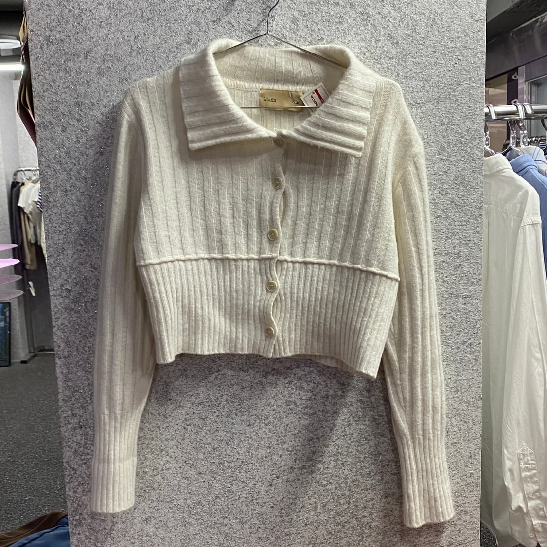 마뗑킴 아이보리 니트 버튼 가디건 B4580 상품이미지2