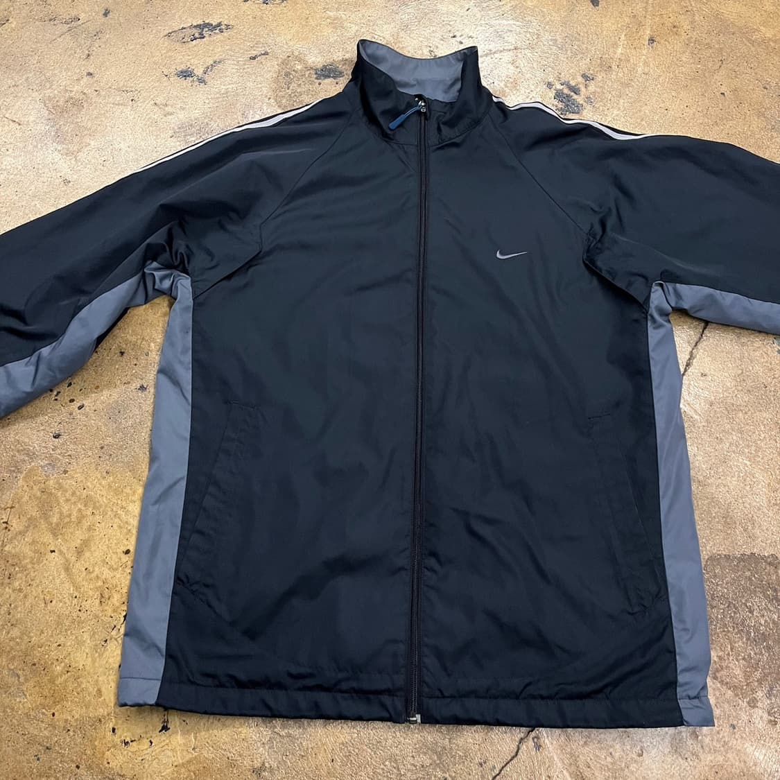 [정품/XL] 나이키 블랙 바람막이 트랙 자켓 b14 상품이미지3