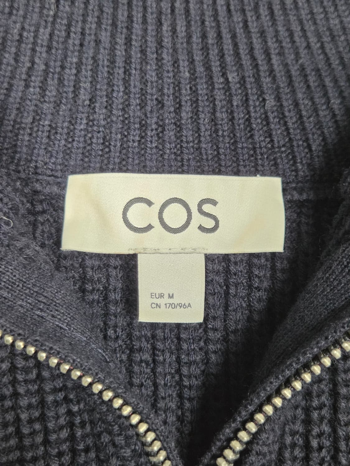 [코스] 니티드 스트라이프 하프 집업 점퍼 | 00261 상품이미지3