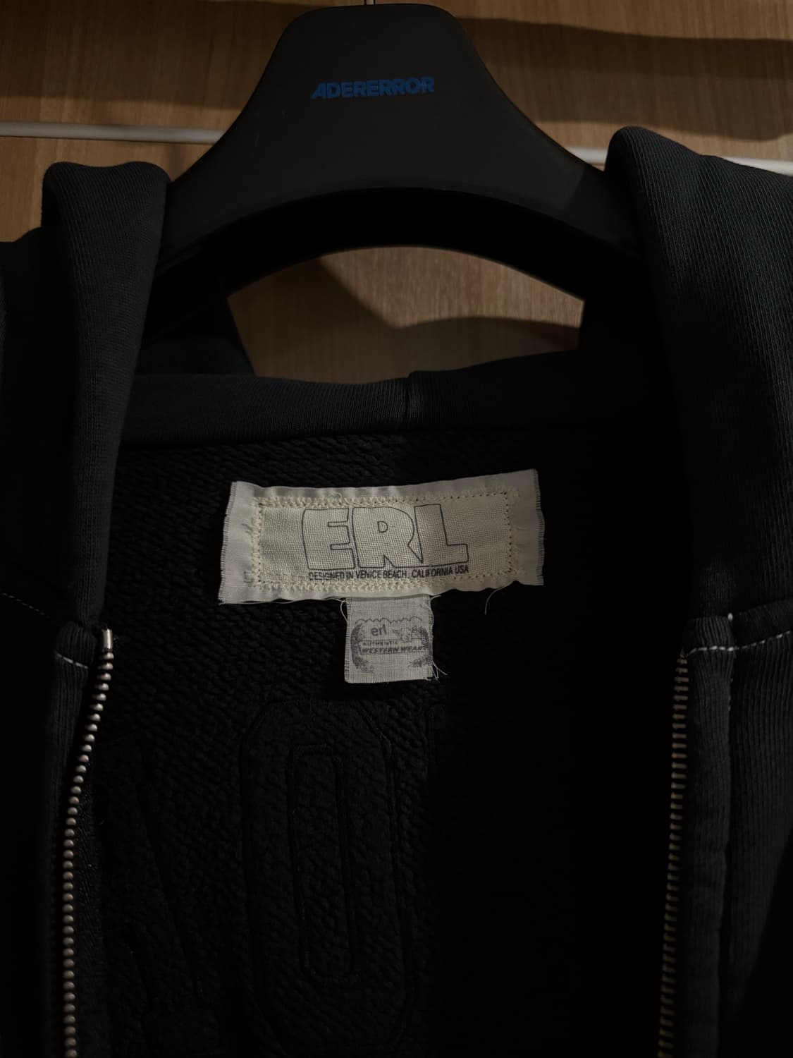 L) ERL 바시티 오버사이즈 후드집업 팝니디 상품이미지4