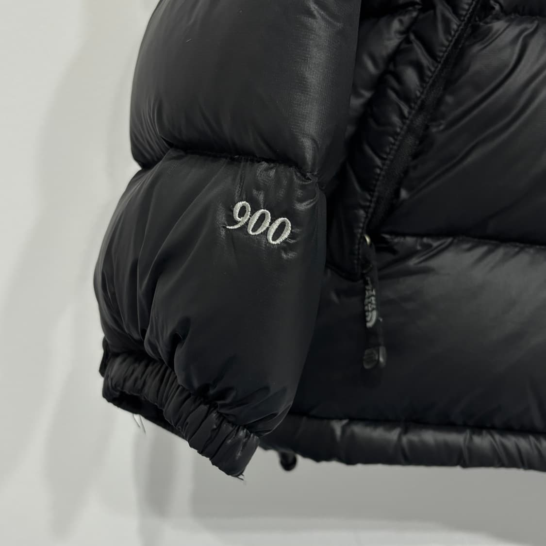 노스페이스 눕시 900 서밋 패딩 상품이미지3