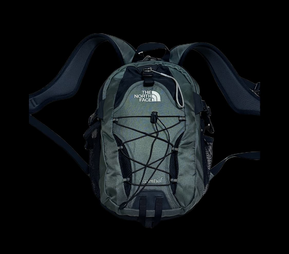 노스페이스 Essential 에센셜 25L 카키  백팩 상품이미지1
