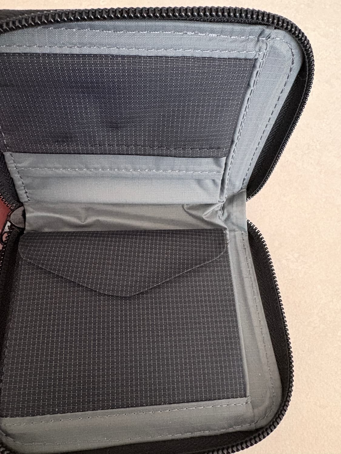 몽벨 카드 지갑 블랙 상품이미지2