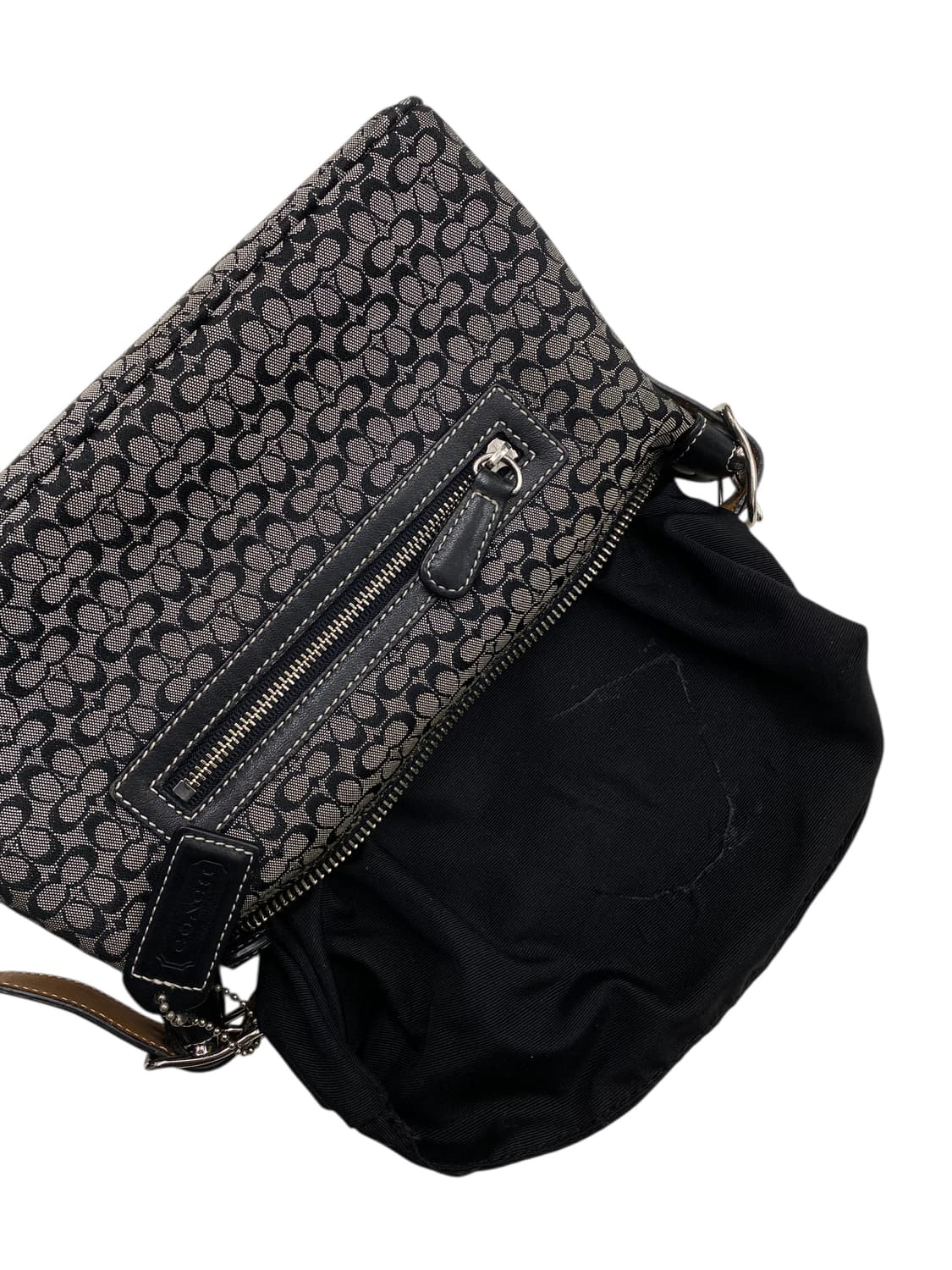 코치 y2k 블랙 미니백 상품이미지4