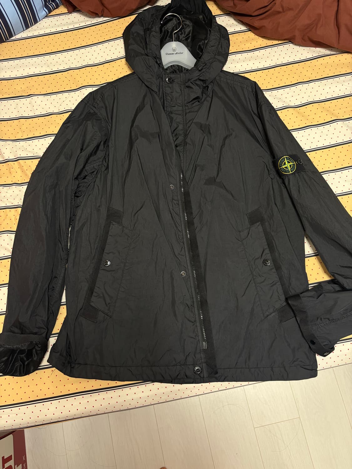 25ss 스톤아일랜드 크링클랩스 바람막이 xl 상품이미지1