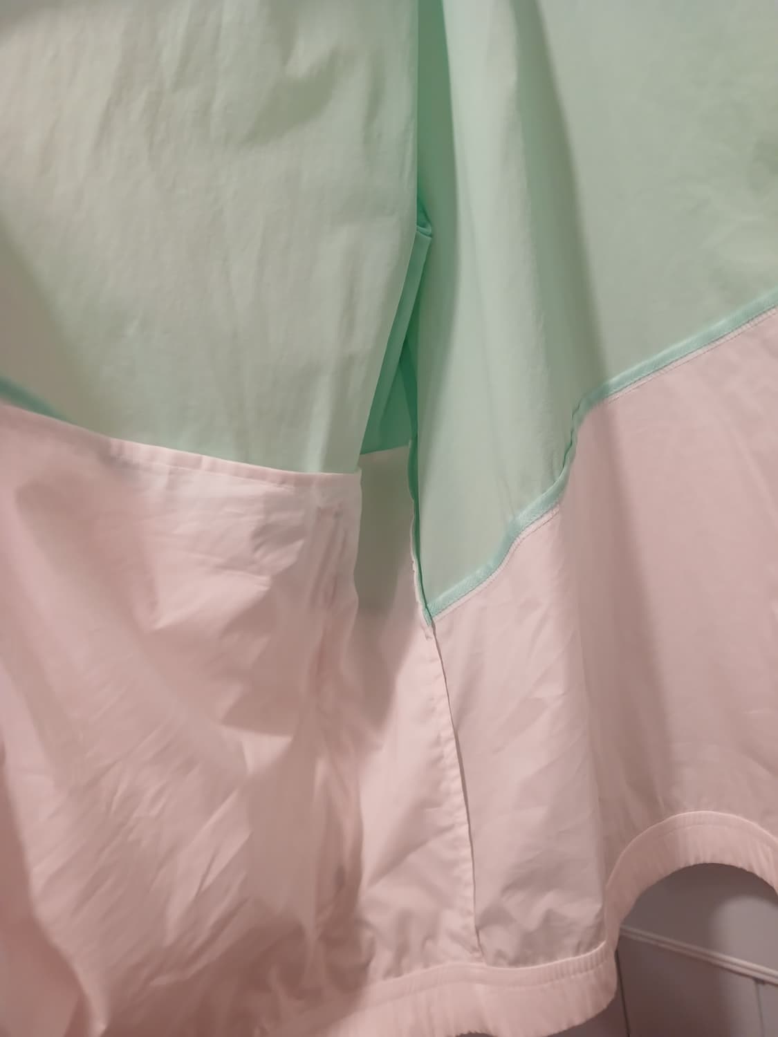 디스커버리 정품 남성 바람막이 105 사이즈 (여성 입으셔도됨) 상품이미지3