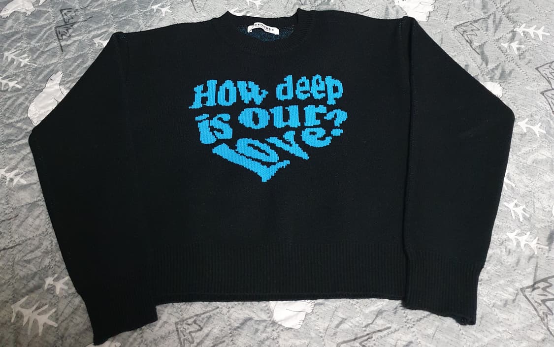 러브이즈트루 크롭 MY LOVE 니트 블루 (F) 상품이미지1