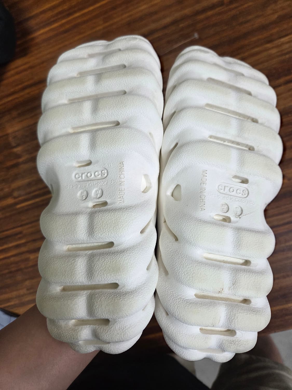 크록스 에코슬라이드 m5 w7 240 상품이미지4