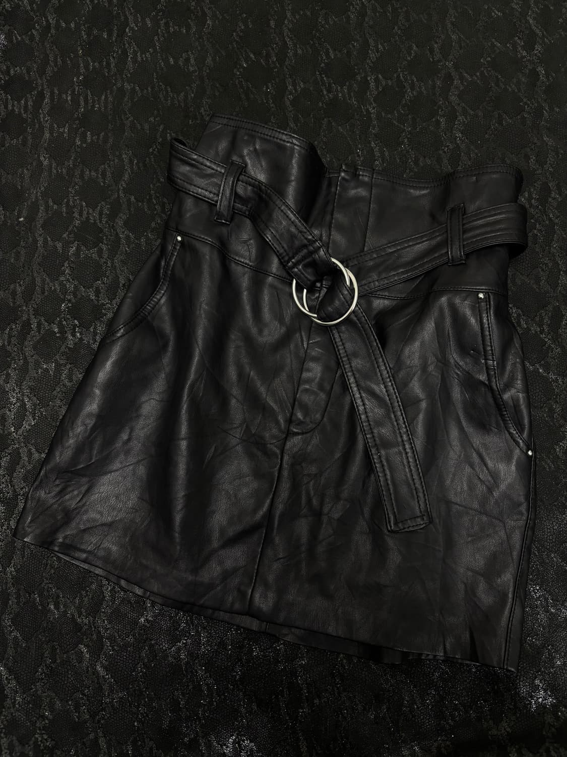 “Bershka”Chic Mood Leather Skirts 상품이미지5