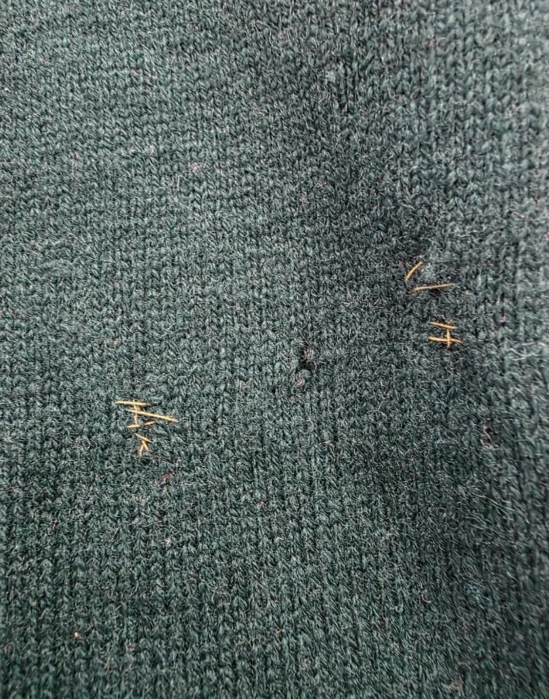 버버리 램스울 V넥 니트 95 상품이미지8