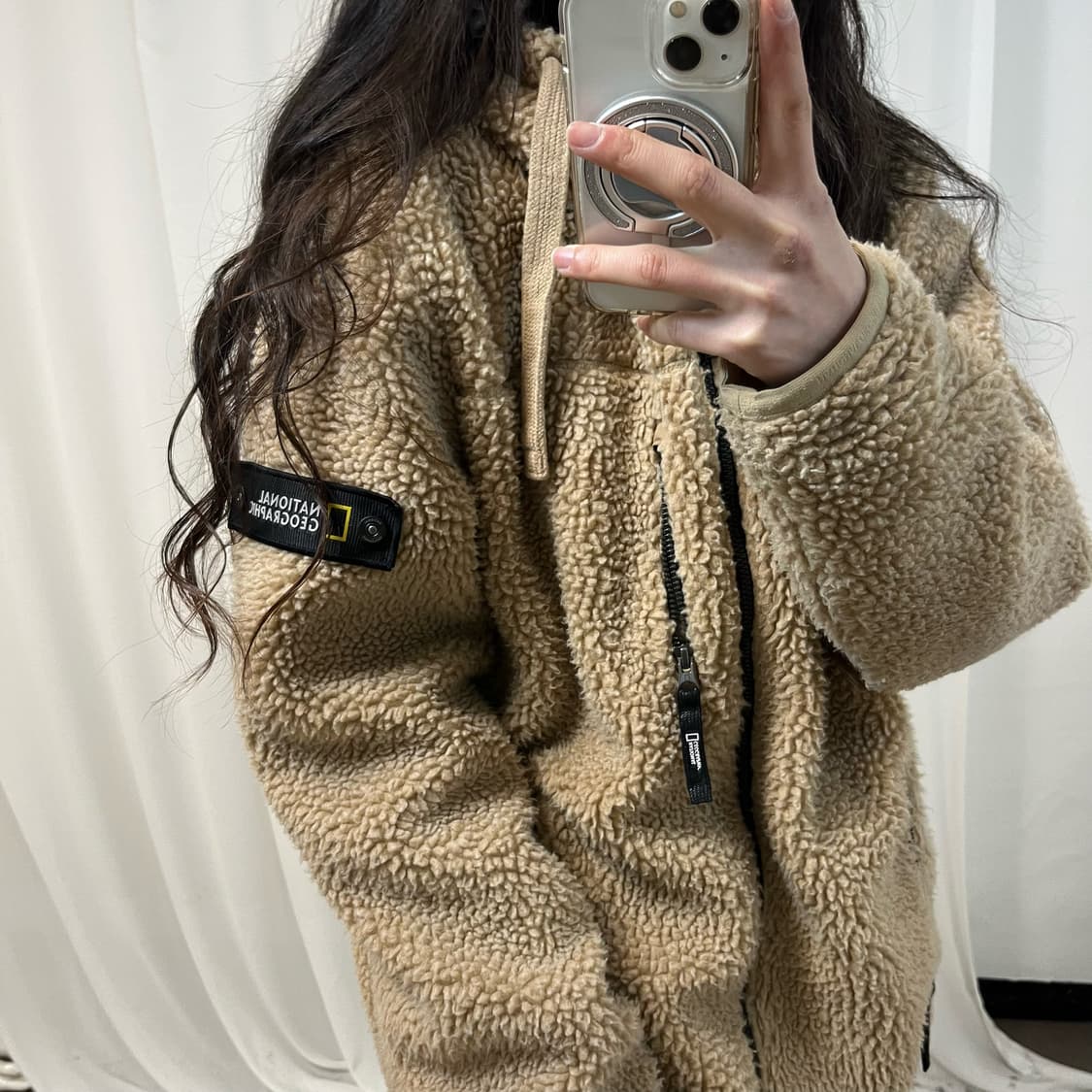 National Geographic Beige Fleece Jacket  상품이미지3