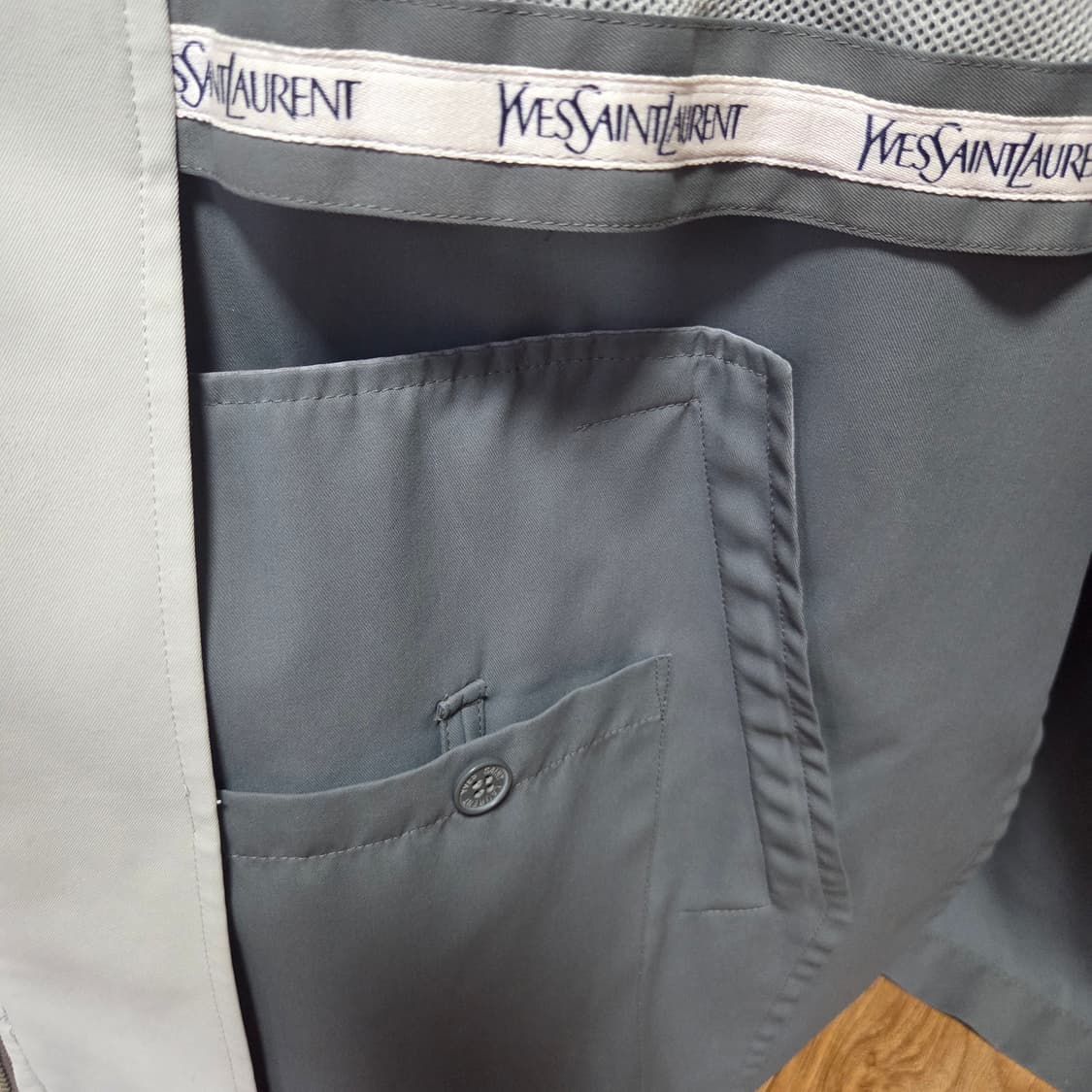 [105]입생로랑 폴리쉘 자켓 상품이미지5