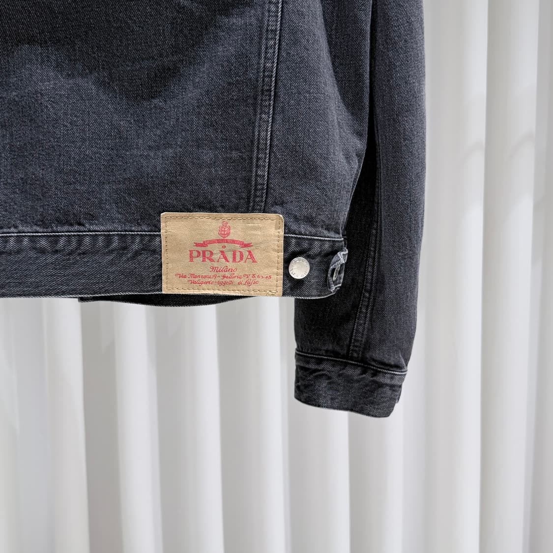 (A+/L) / 프라다 삼각로고 카라리스 데님 블루종봄버 자켓 상품이미지7