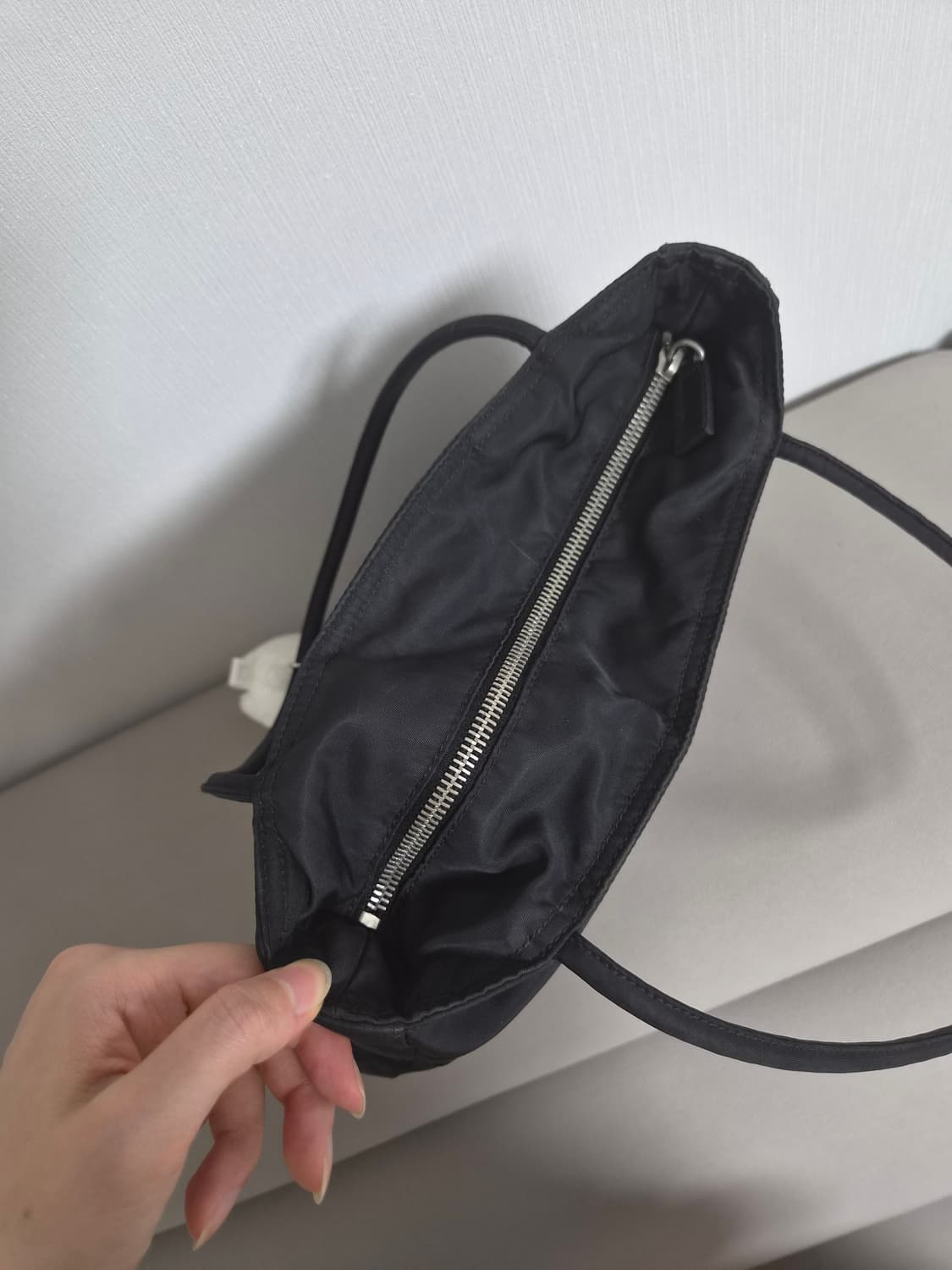 프라다 포코노 숄더백(정품) 상품이미지2