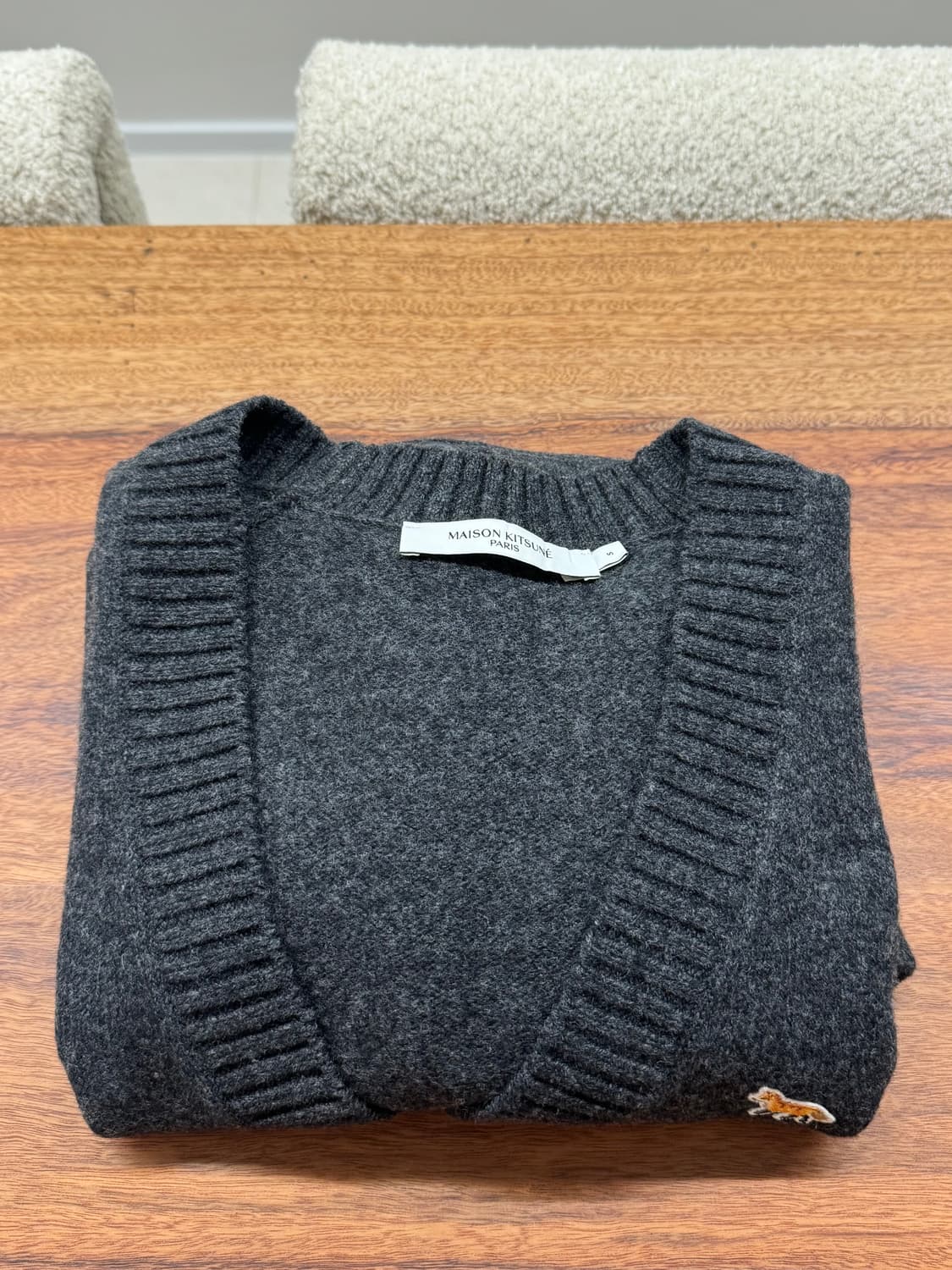 메종키츠네 베이비폭스 차콜 가디건 상품이미지3