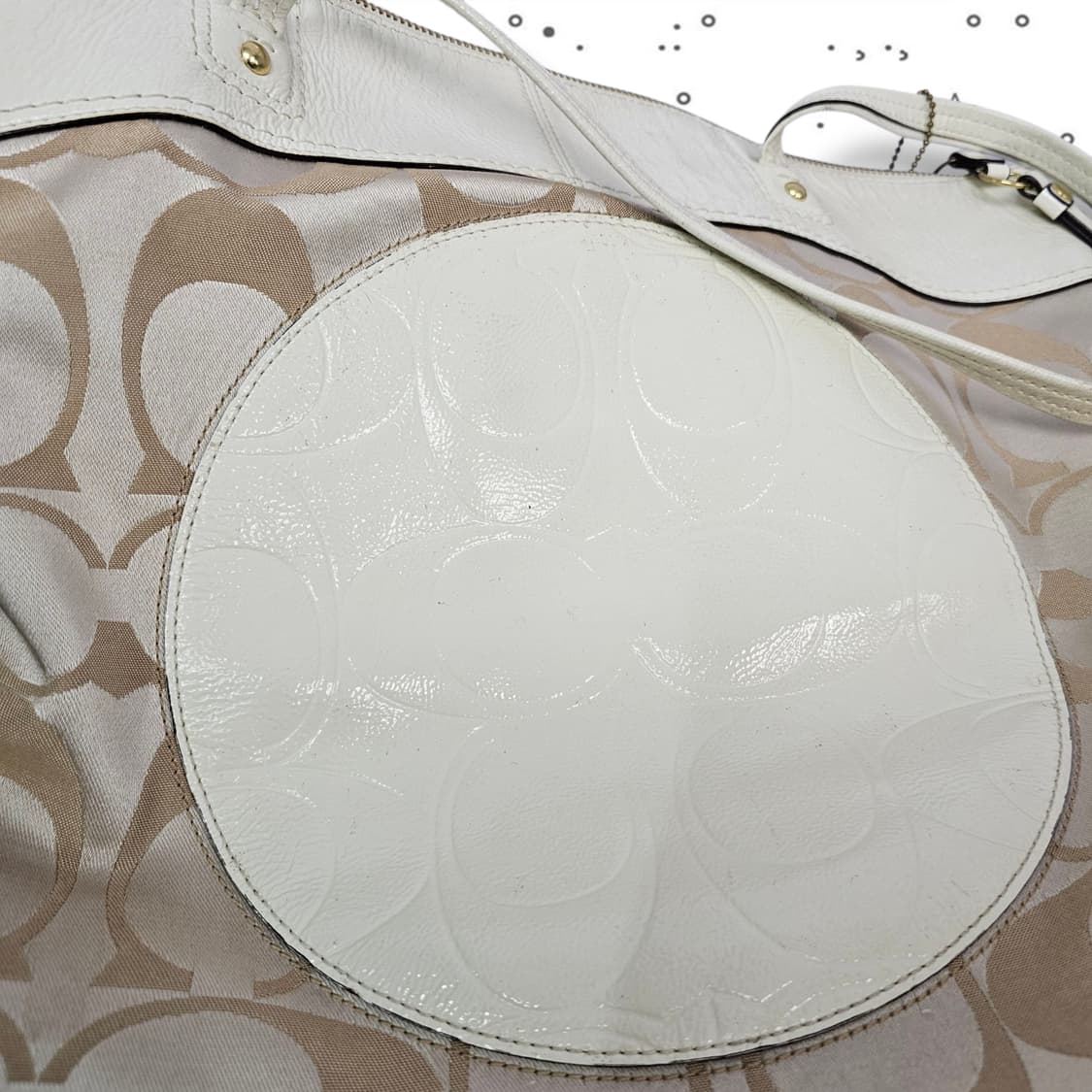 COACH 코치 로라 시그니처 토트백 화이트 골드 상품이미지9
